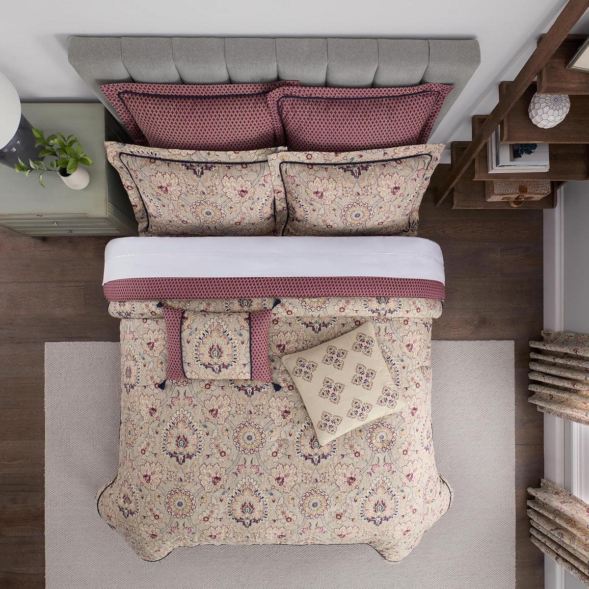Beige & Maroon 4 Piece Cotton Comforter Set, Queen D9499