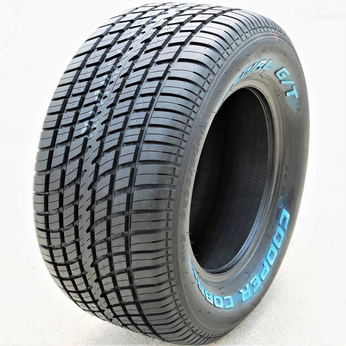 Set of 4 All Season Tires Q603214