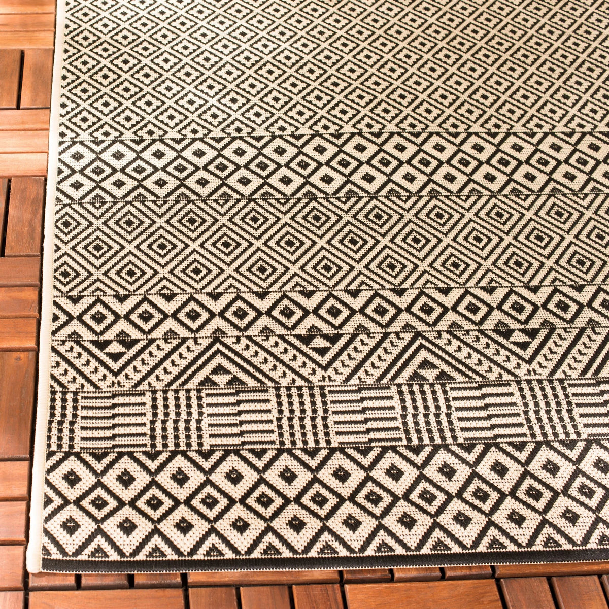Beige Black Indoor Outdoor Area Rug N297205