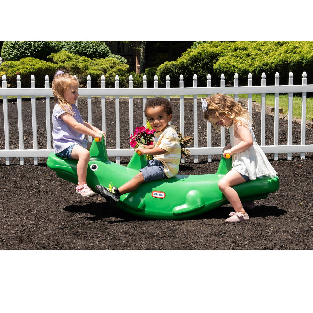 Classic Alligator Teeter Totter R949382